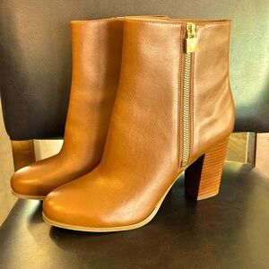 Leather Michael Kors ankle boots. GORGEOUS!